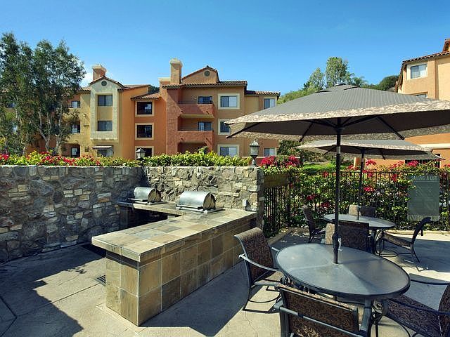 2nd image of 10054 Paseo Montril APT 1019