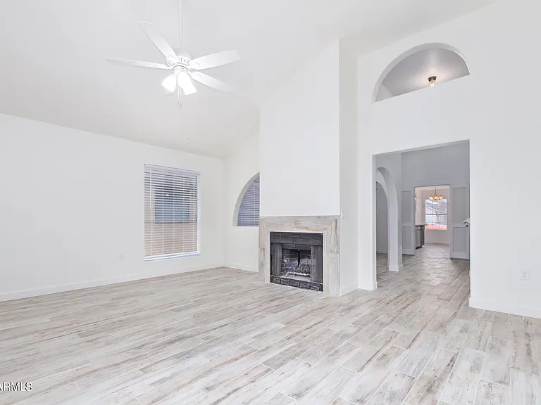 509 E Rimrock Dr — Photo 9