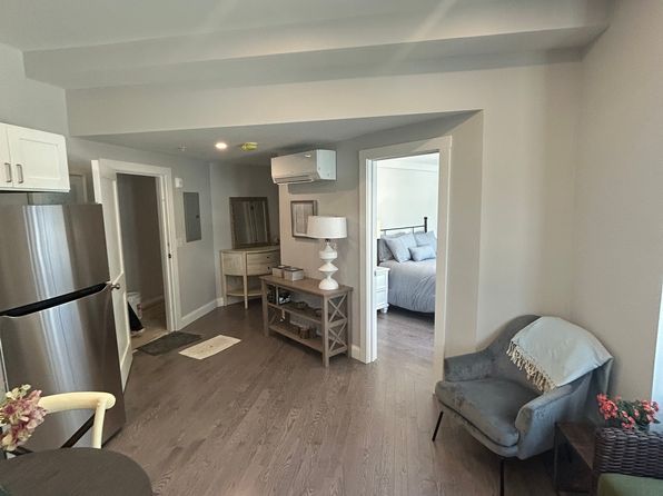 328 Bank St #1A, Harwich, MA 02645