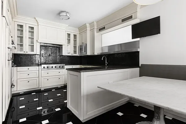 Rented by Corcoran | media 16