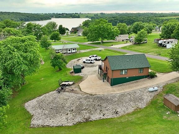 3rd image of 32354 & 32356 Bufflehead Dr