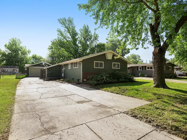 1820 N McComas Ave, Wichita, KS 67203