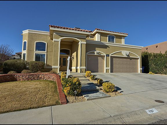 2nd image of 1137 Calle Lomas Dr