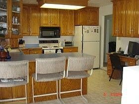3rd image of 7456 W Antonio Dr