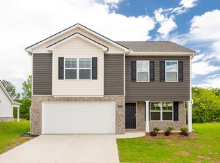 97 Old Warren School Rd, Lafayette, GA 30728