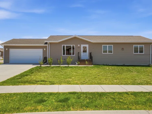 477 Bluebird Dr, Box Elder, SD 57719
