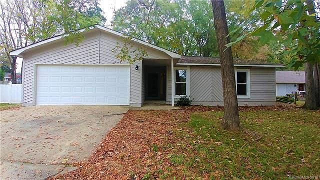 1st image of 227 Vista Grande Cir