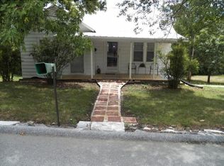 220 W Sevier Hgts, Greeneville, TN 37745