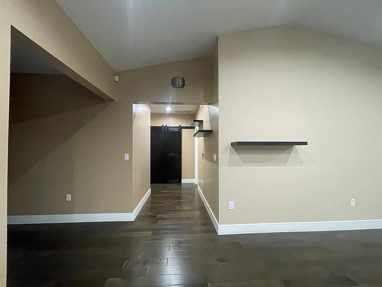 17515 Live Oak St — Photo 48