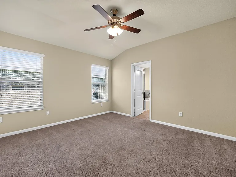 1919 Mexia Dr — Photo 9