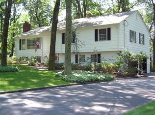 107 Cambridge Dr, Berkeley Heights, NJ 07922