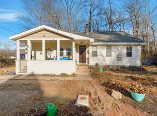 15 1st St, Stoughton, MA 02072