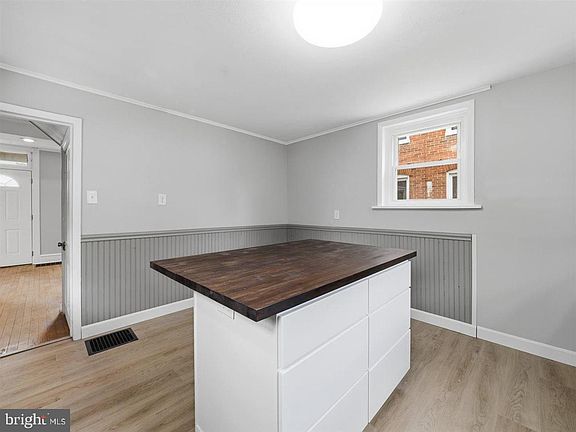 5th image of 111 Harrison Ave