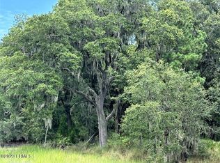 209 Coffin Point Rd, Saint Helena Island, SC 29920