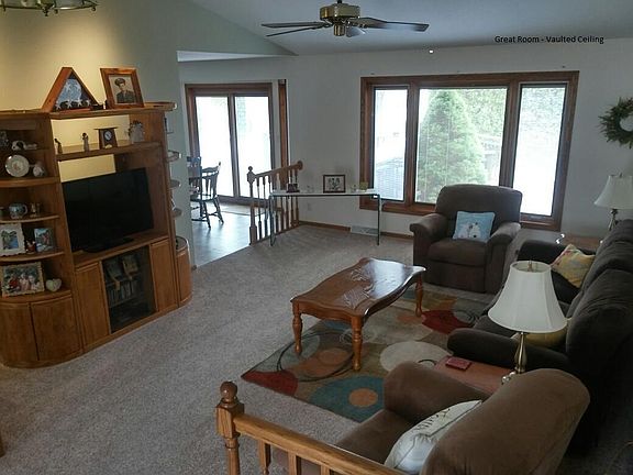 4th image of 8020 W Leroy Ave
