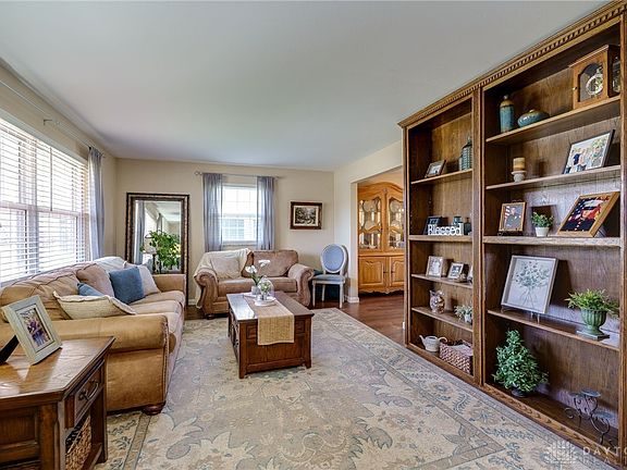 4th image of 5488 Woodbridge Ln