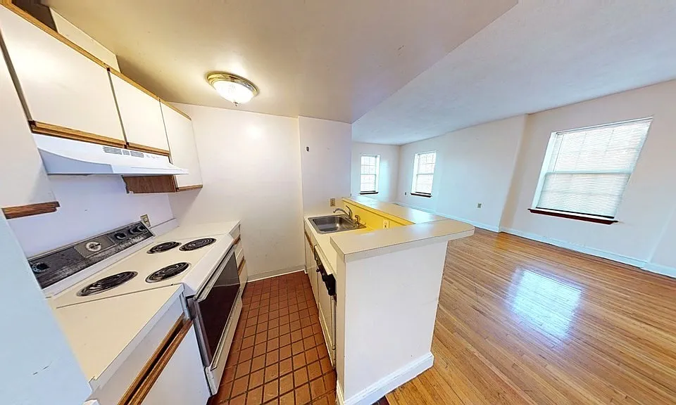14 John Eliot Sq #4E
