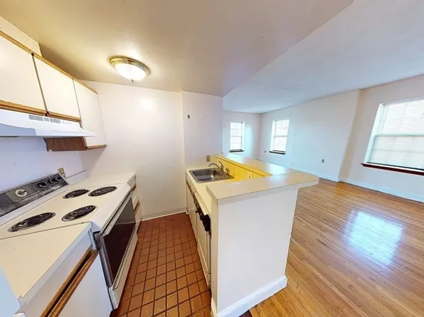 14 John Eliot Sq APT 4E, Roxbury, MA 02119