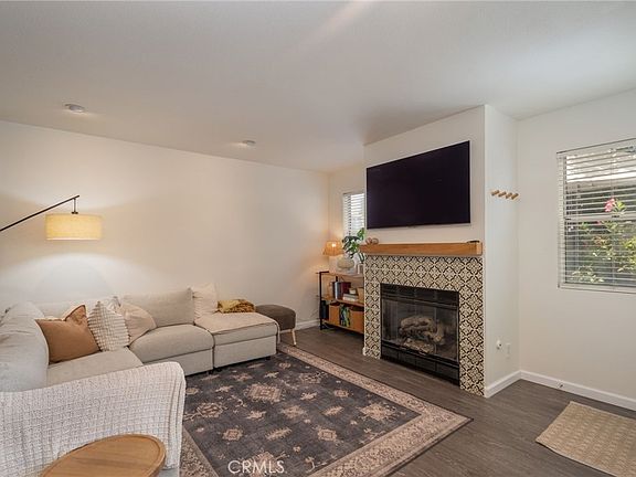 4th image of 3966 Cochran St