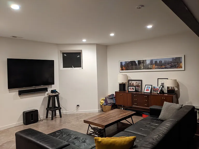 2019 W Cullom Ave #1 — Photo 7