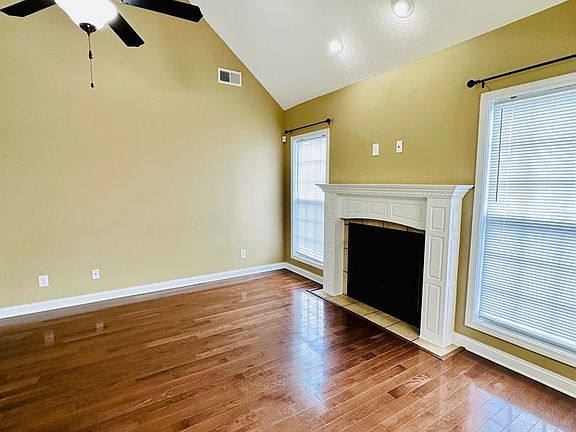 4th image of 1595 Cobra Ln