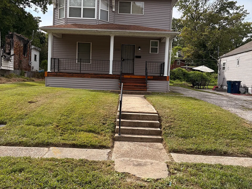 3723 Sylvan Pl