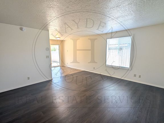 4th image of 3134 Brittany Dr