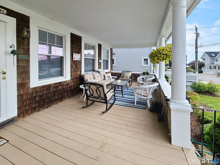12 Elliott Ave — Photo 11