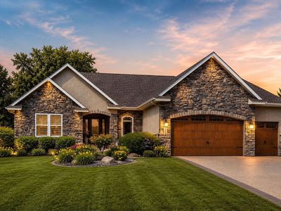 2462 Lone Eagle Trl, Woodbury, MN, 55129