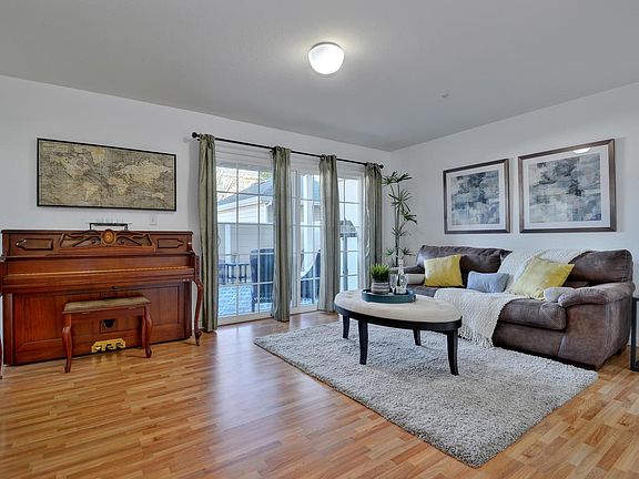 2nd image of 308 Treasure Island Dr
