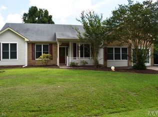 100 Mack Jones Rd, Moyock, NC 27958