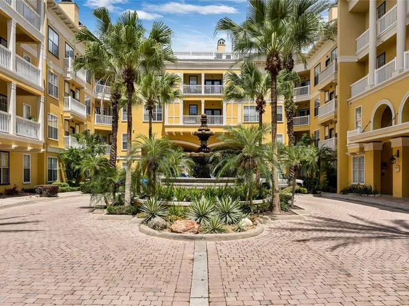 860 N Orange Ave APT 142, Orlando, FL 32801