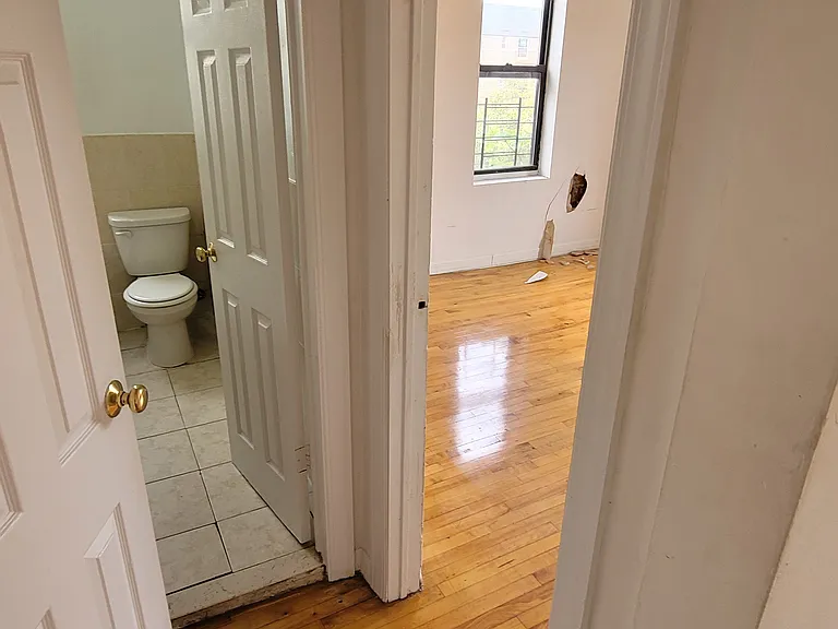 975 Sherman Ave #S55 — Photo 7