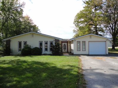 6035 S John St, North Judson, IN, 46366