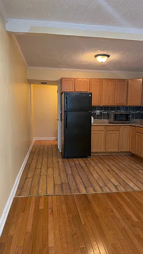 1088 E 53rd St #1 Photo 1