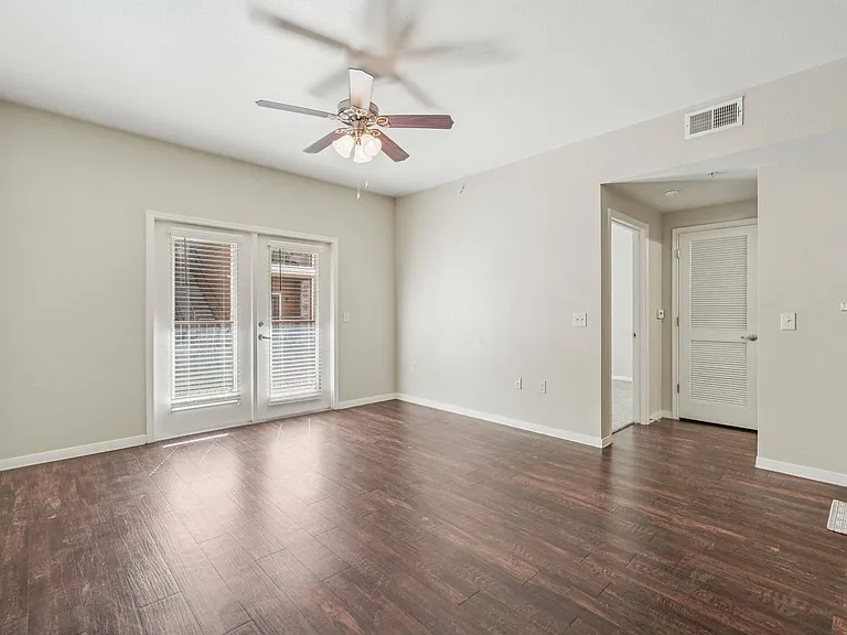 1 bedroom living 2