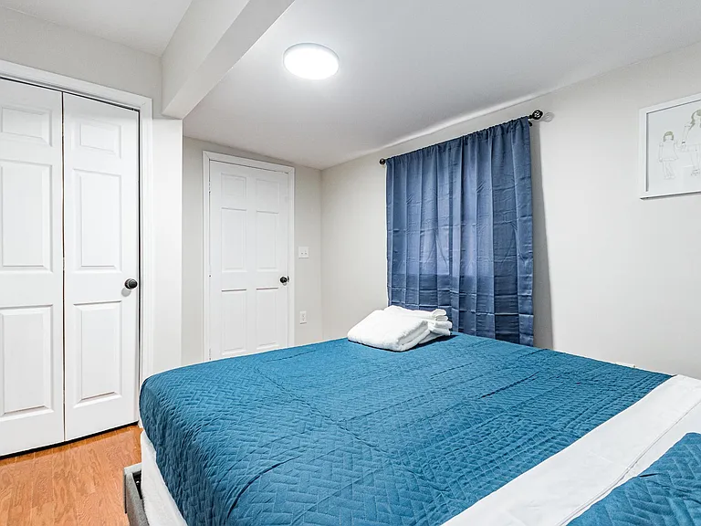 110 Jordan Ln — Photo 20