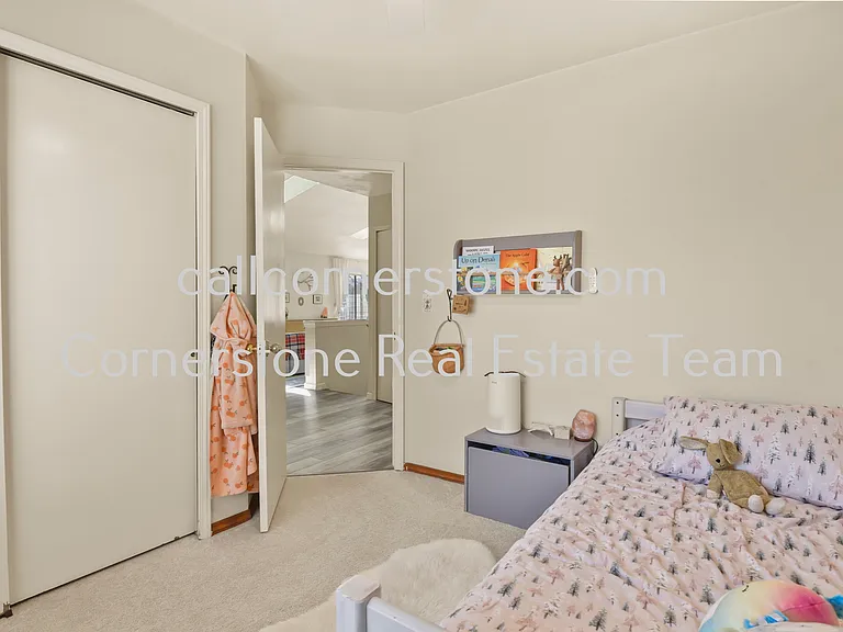 8640 Boxelder Dr — Photo 21