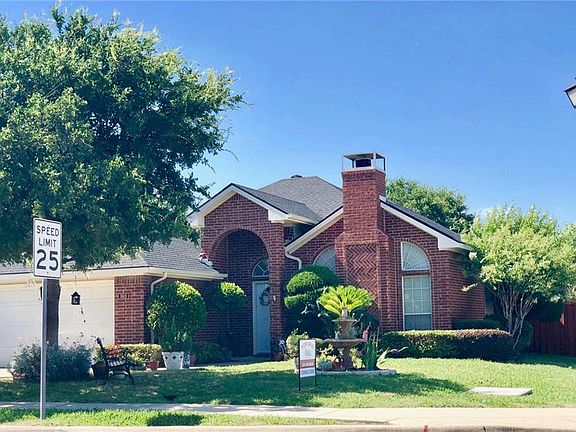 2nd image of 969 Valley View Dr