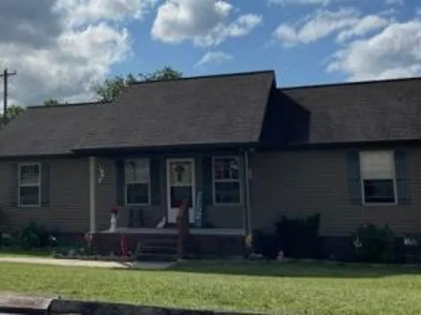 306 College St, Hartsville, TN 37074