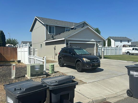 3rd image of 4510 Kubota Ln