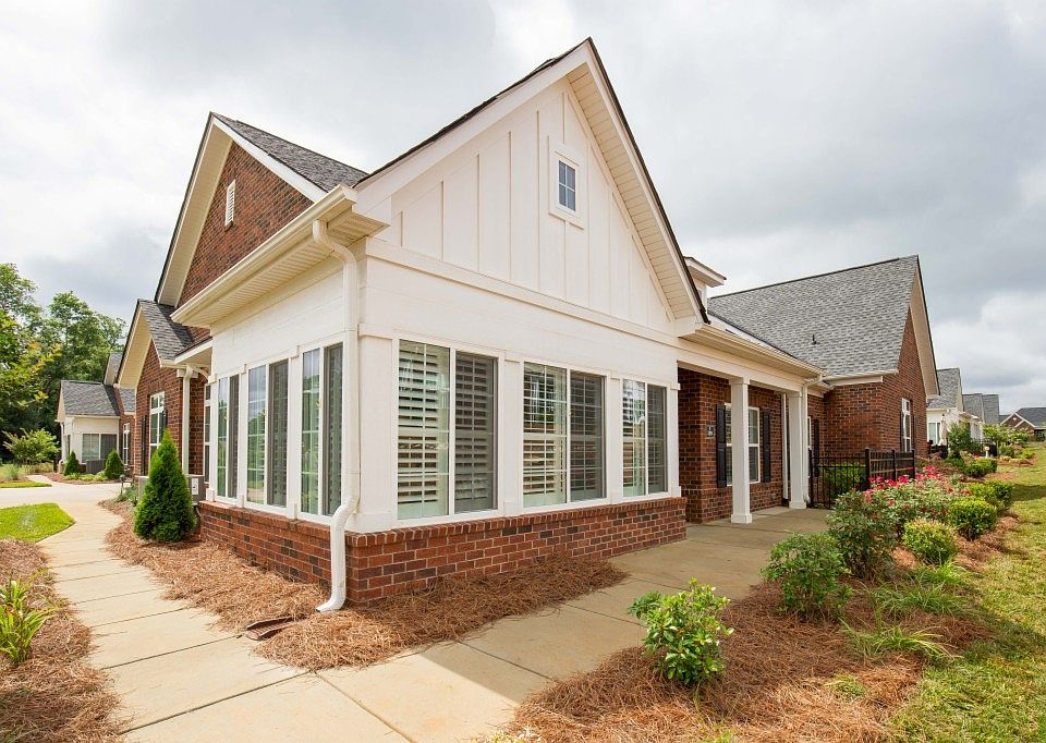 1st image of 399 Quinby Way