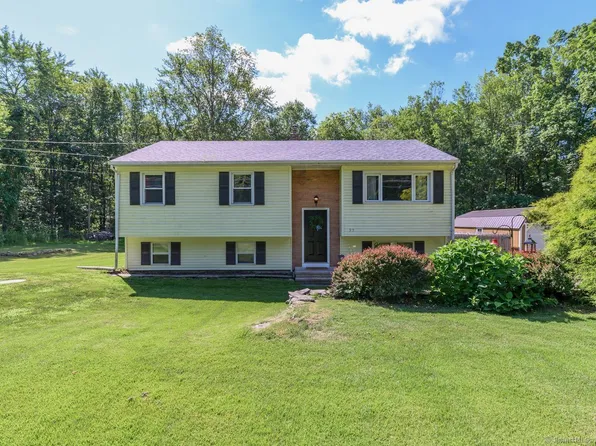 93 Clarke Road, Lebanon, CT 06249