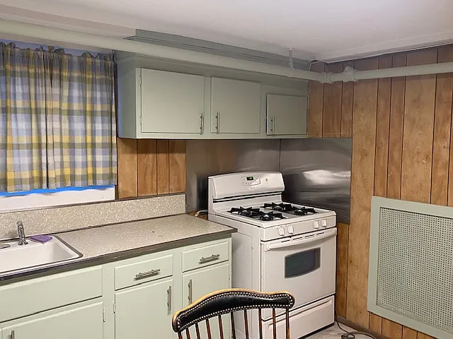 212 Alpine Pl #BASEMENT — Photo 9