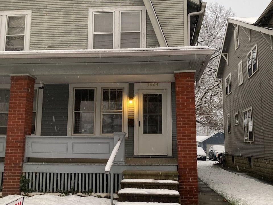 1st image of 3004 Indianola Ave #6