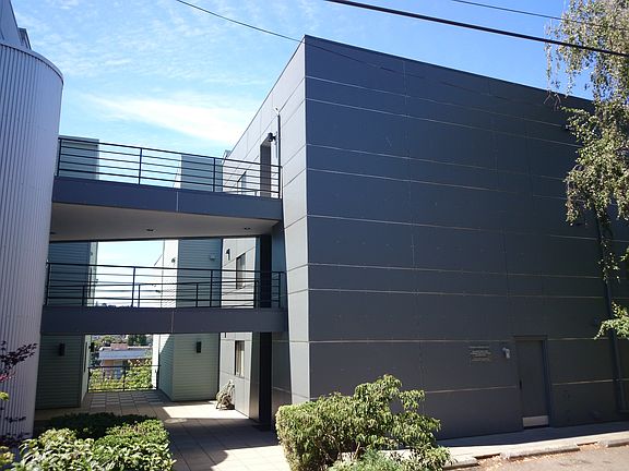 4th image of 2012 Eastlake Ave E APT 106