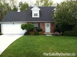 9797 Grist Mill Run, Olmsted Falls, OH 44138