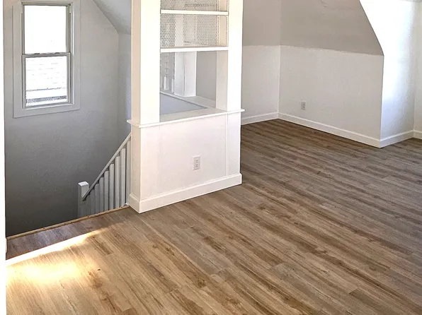 471 Freeport St #3, New Kensington, PA 15068