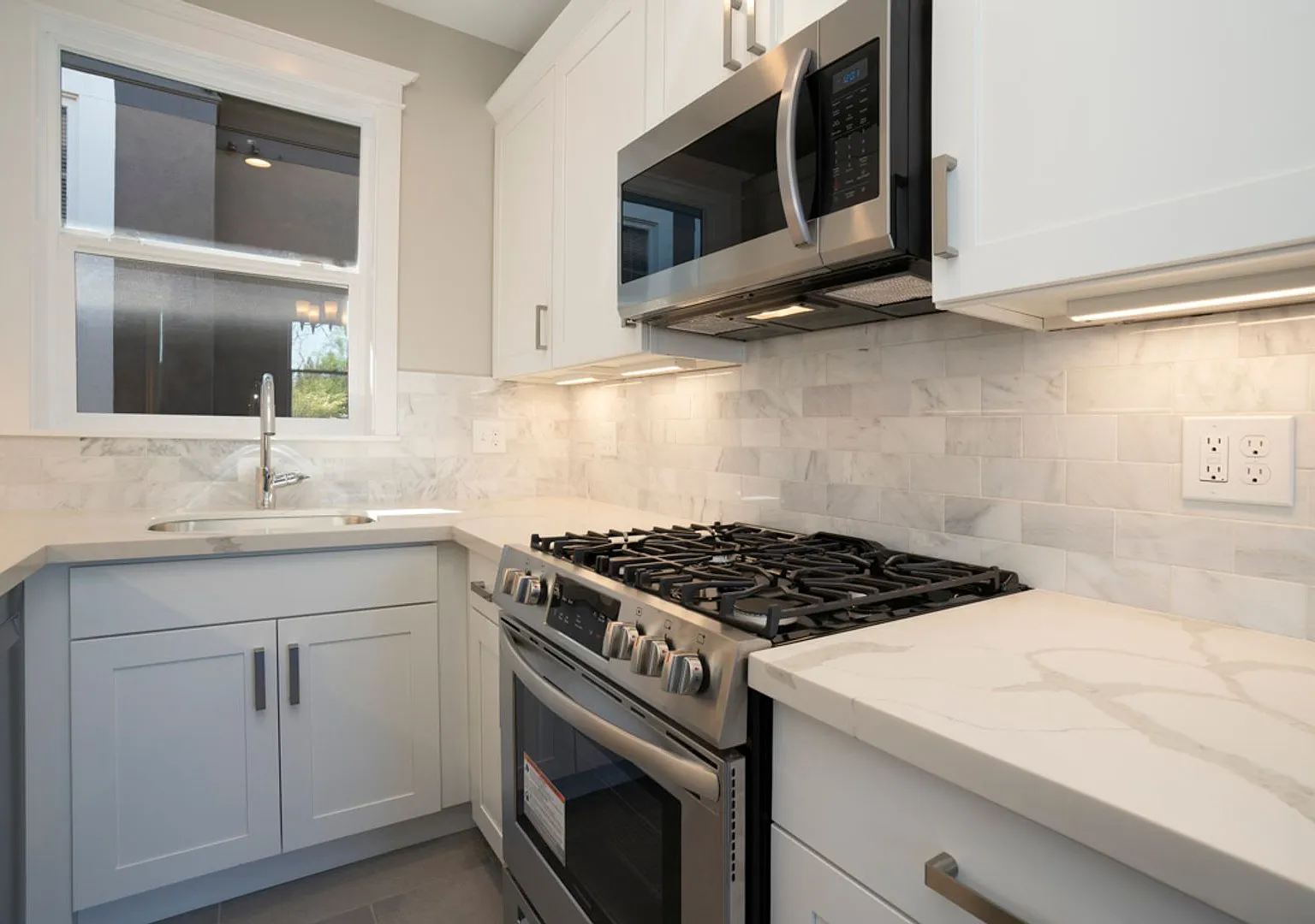 Terrace View Apartments — Photo 3