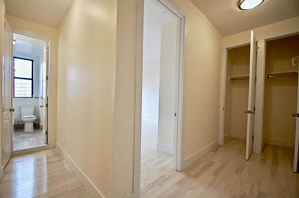 Rented by Compass | media 30